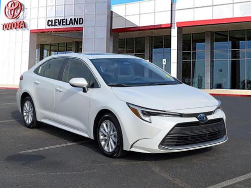 2025 Toyota Corolla XLE