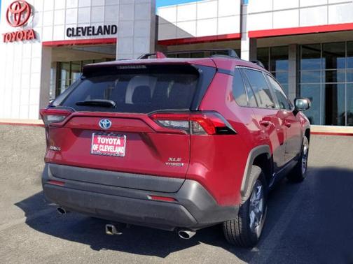 2020 Toyota RAV4 Hybrid XLE