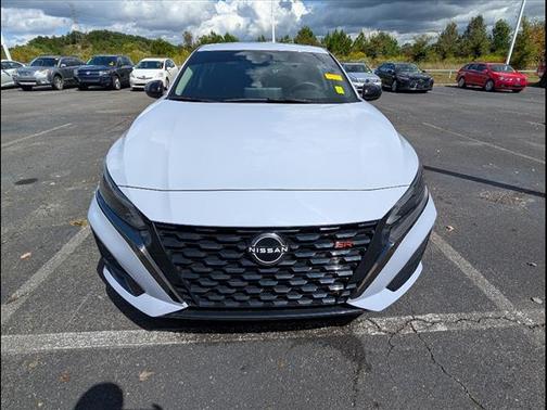 2024 Nissan Altima SR FWD