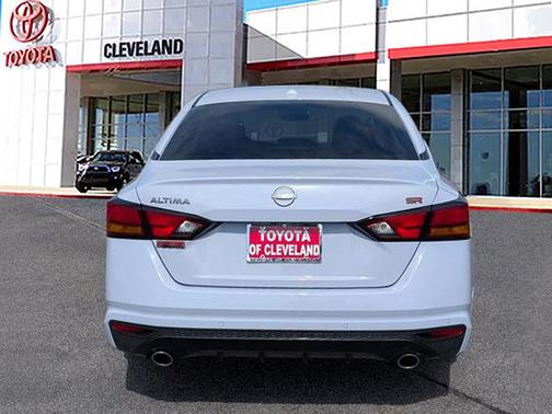 2024 Nissan Altima SR FWD