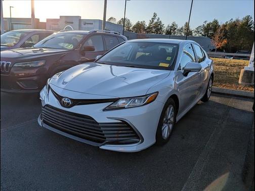 2022 Toyota Camry LE