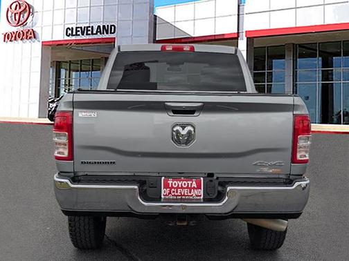 2021 RAM 2500 Big Horn Crew Cab 4x4 6'4' Box