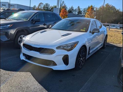 2022 Kia Stinger GT-Line