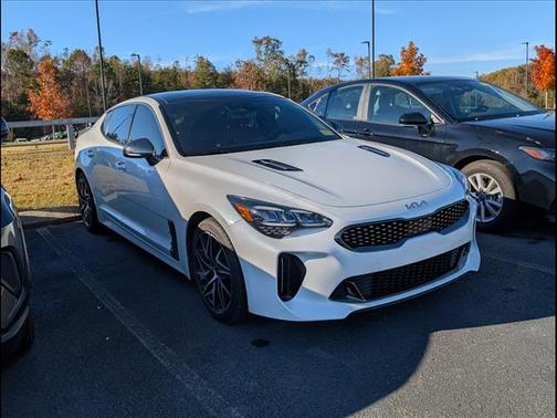 2022 Kia Stinger GT-Line