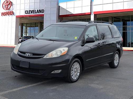 2010 Toyota Sienna XLE