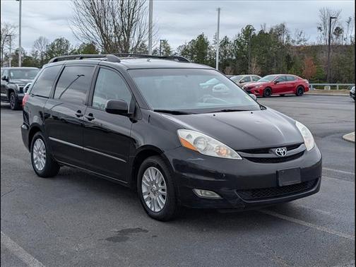 2010 Toyota Sienna XLE