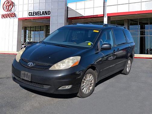 2010 Toyota Sienna XLE