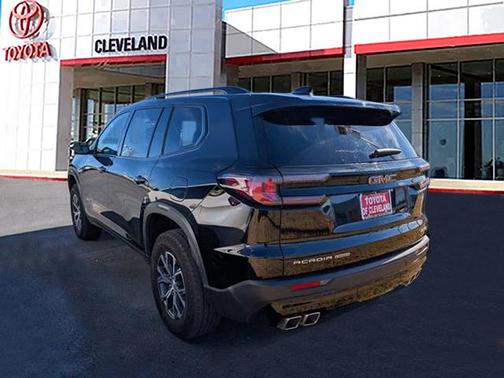 2024 GMC Acadia AWD AT4