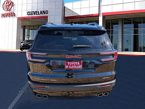 2024 GMC Acadia AWD AT4