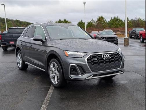 2022 Audi Q5 45 S line Prestige