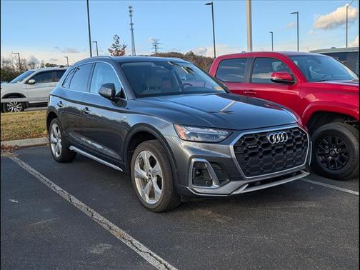 2022 Audi Q5 45 S line Prestige
