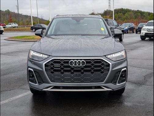 2022 Audi Q5 45 S line Prestige