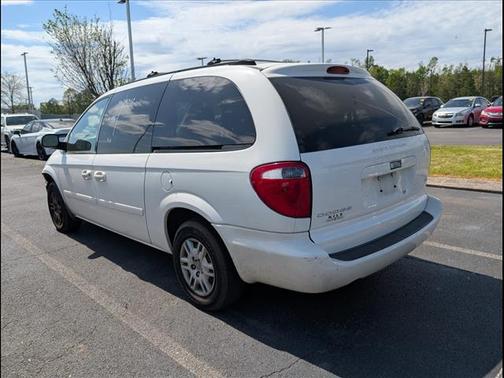 2005 Dodge Grand Caravan SE