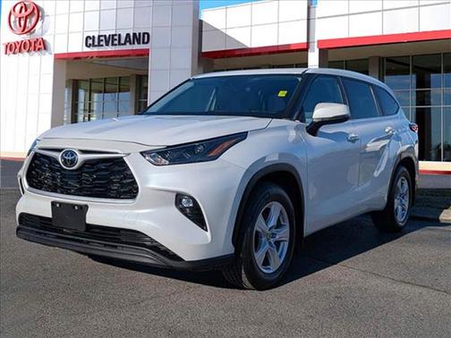 2023 Toyota Highlander LE