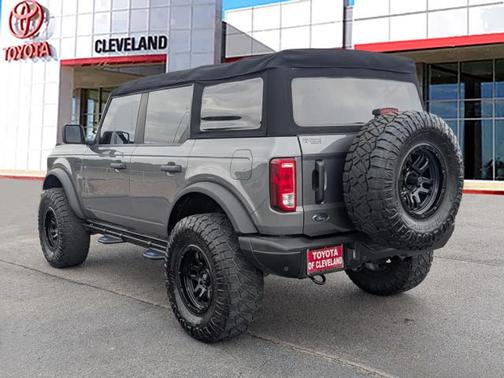 2023 Ford Bronco Black Diamond