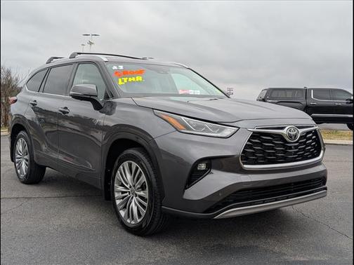 2023 Toyota Highlander Platinum