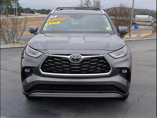 2023 Toyota Highlander Platinum