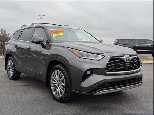 2023 Toyota Highlander Platinum