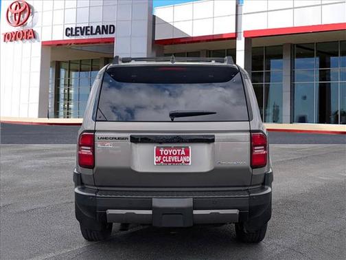 2024 Toyota Land Cruiser Base