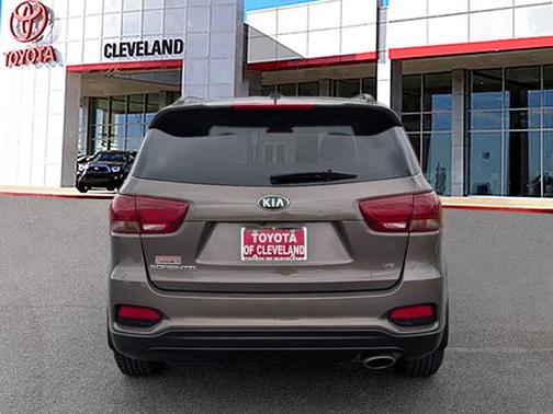 2020 Kia Sorento S
