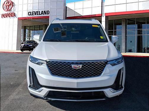 2024 Cadillac XT6 Premium Luxury FWD