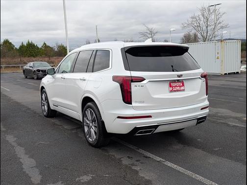 2024 Cadillac XT6 Premium Luxury FWD