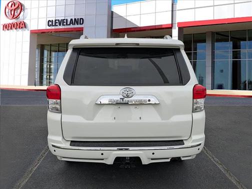 Blizzard Pearl Metallic 2013 Toyota 4Runner SR5