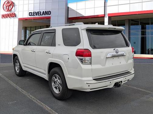 Blizzard Pearl Metallic 2013 Toyota 4Runner SR5