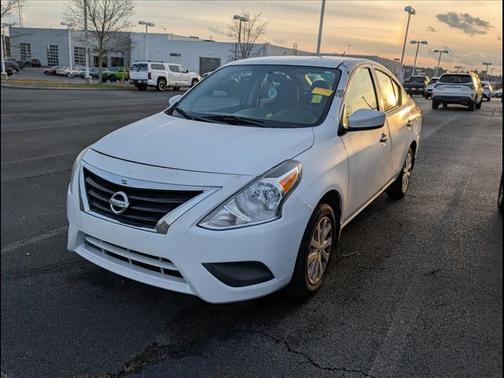 2018 Nissan Versa 1.6 S+