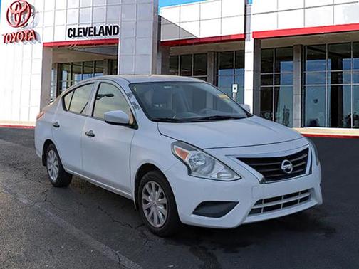 2018 Nissan Versa 1.6 S+