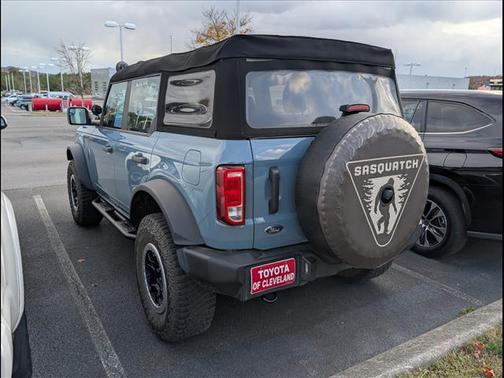 2023 Ford Bronco Base