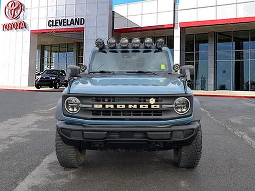 2023 Ford Bronco Base