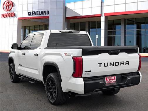 Ice Cap 2023 Toyota Tundra SR5