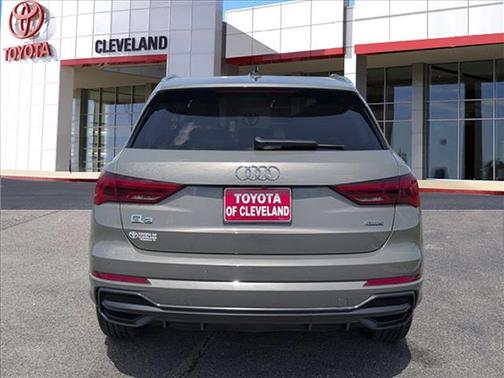 Chronos Gray Metallic 2022 Audi Q3 45 S line Premium Plus