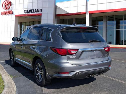 2017 INFINITI QX60 Base