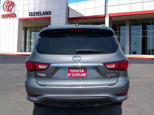 2017 INFINITI QX60 Base