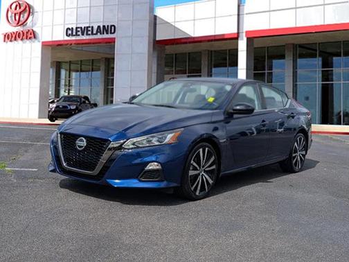 2021 Nissan Altima SR FWD