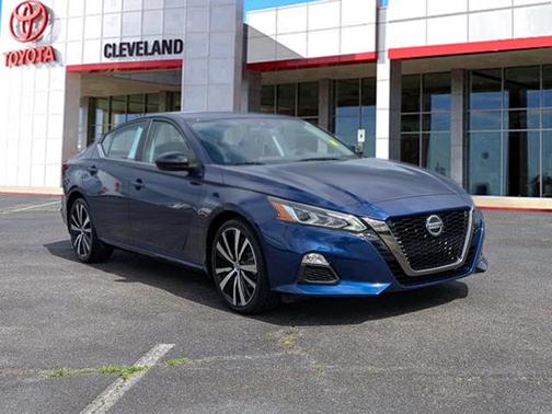 2021 Nissan Altima SR FWD