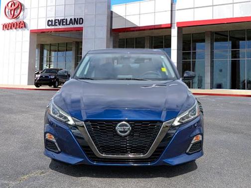2021 Nissan Altima SR FWD
