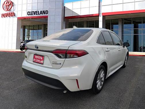 2024 Toyota Corolla Hybrid XLE