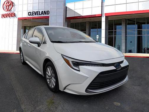 2024 Toyota Corolla Hybrid XLE
