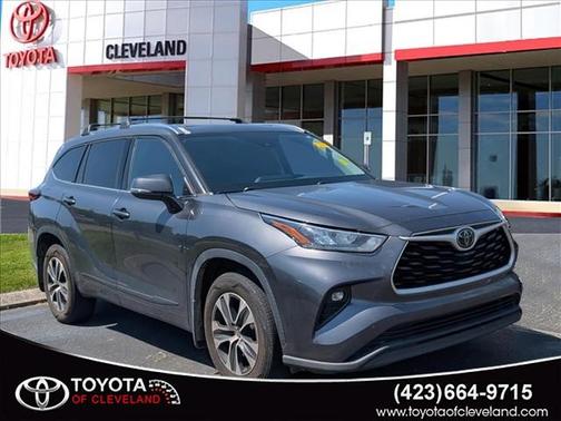 Magnetic Gray Metallic 2020 Toyota Highlander XLE