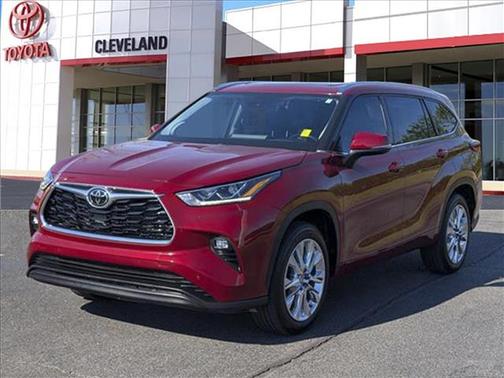 Ruby Flare Pearl 2023 Toyota Highlander Limited