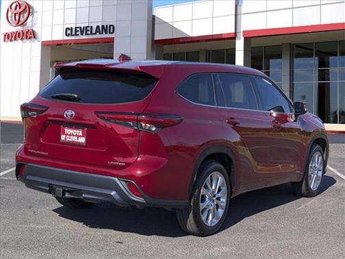 Ruby Flare Pearl 2023 Toyota Highlander Limited
