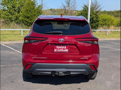 Ruby Flare Pearl 2023 Toyota Highlander Limited