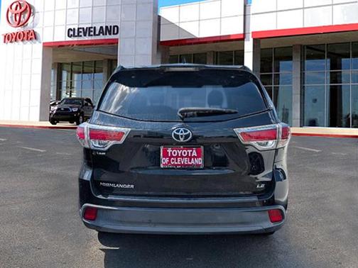 2016 Toyota Highlander LE Plus