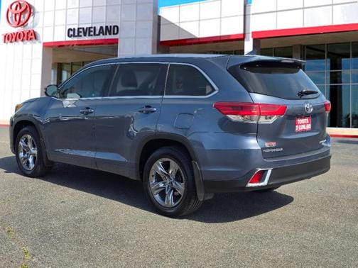 2017 Toyota Highlander Limited Platinum
