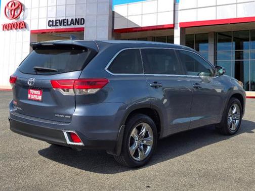2017 Toyota Highlander Limited Platinum