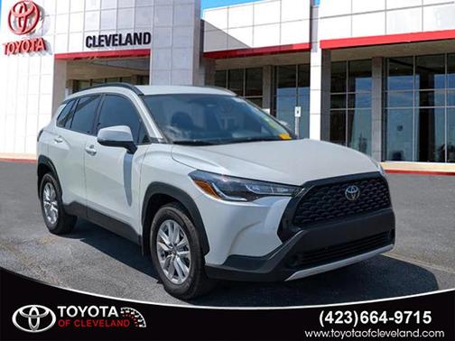 2024 Toyota Corolla Cross LE