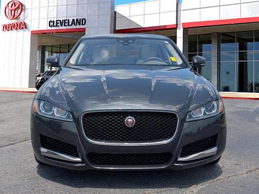 2020 Jaguar XF 25t Prestige RWD Automatic